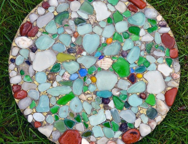 Museum Crafts | Sea Glass Jewelry Workshop at the Port Hueneme Historical Society Museum, 5-13-18
